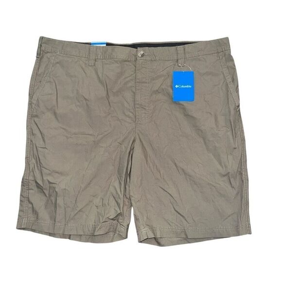 NWT COLUMBIA Men’s Olive Green Shorts Size 44 Regular - Picture 1 of 7